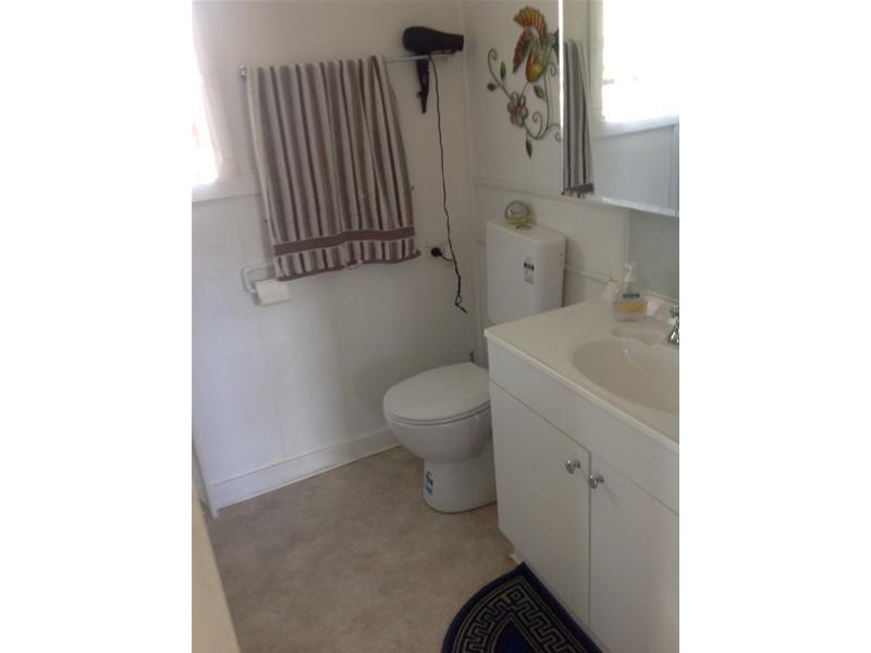 9 Atkins Street, Chinchilla QLD 4413