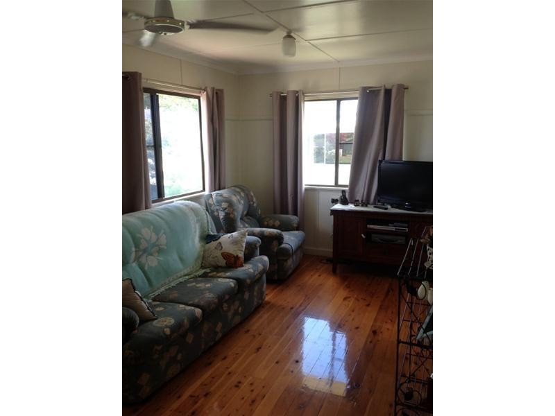 9 Atkins Street, Chinchilla QLD 4413