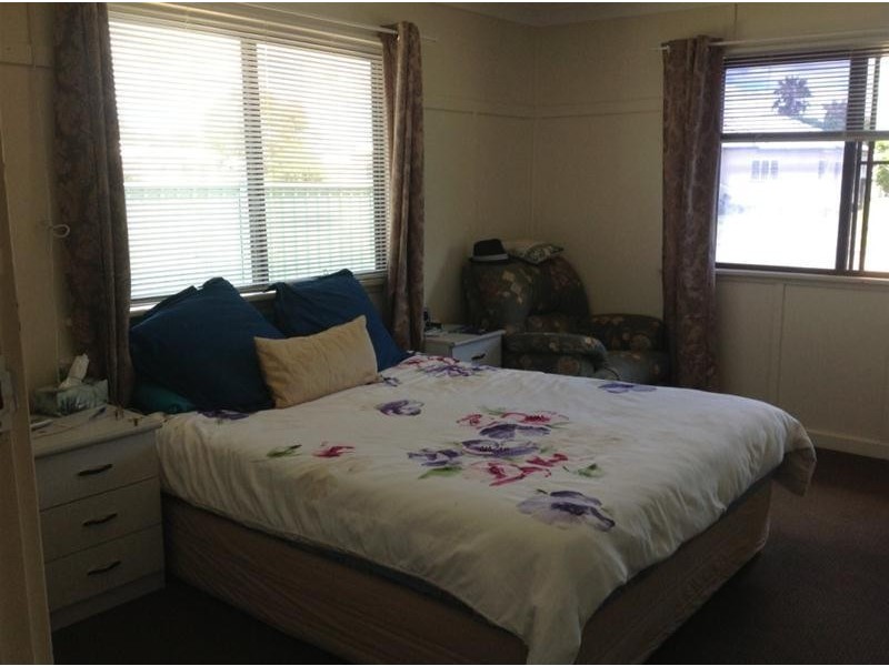 9 Atkins Street, Chinchilla QLD 4413