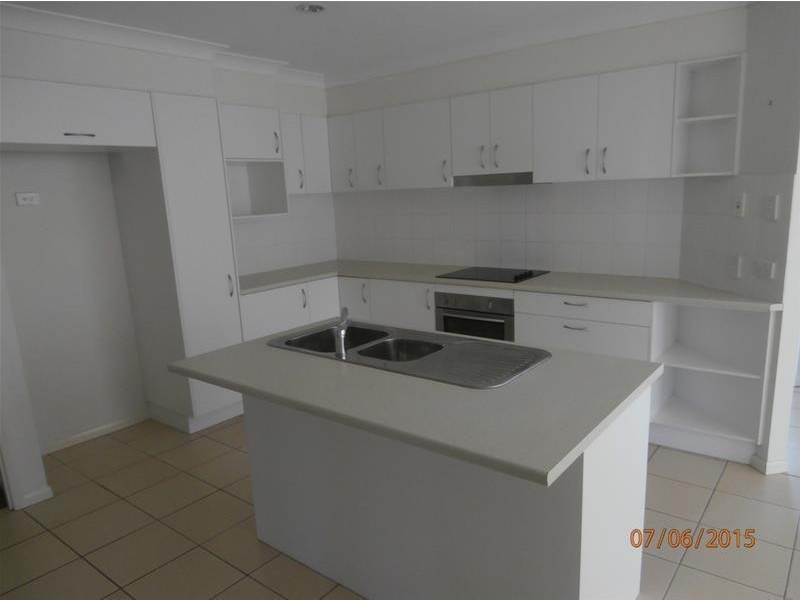 11 Sheridan Street, Chinchilla QLD 4413