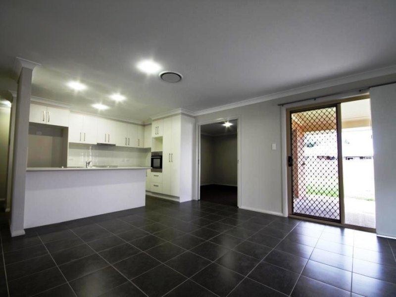 10 Sommerfeld Crescent, Chinchilla QLD 4413