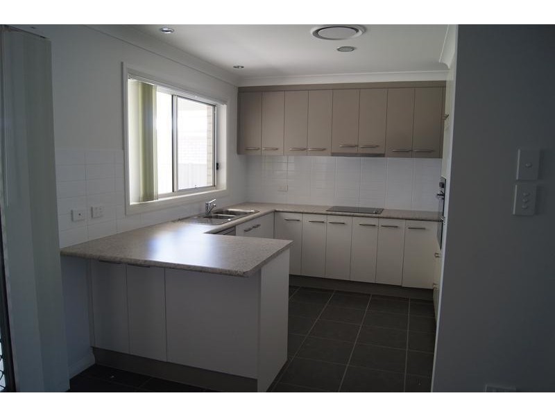 7 Hookswood Road, Miles QLD 4415