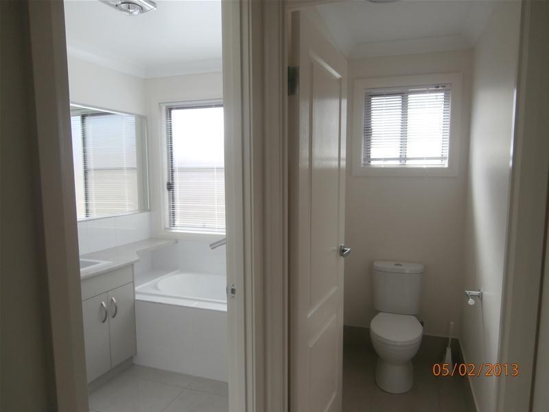 4 Crescent Avenue, Chinchilla QLD 4413