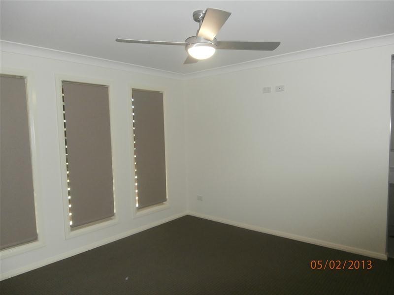 4 Crescent Avenue, Chinchilla QLD 4413