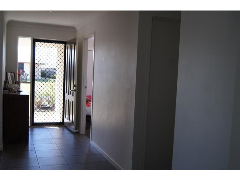 8 Cameron, Chinchilla QLD 4413