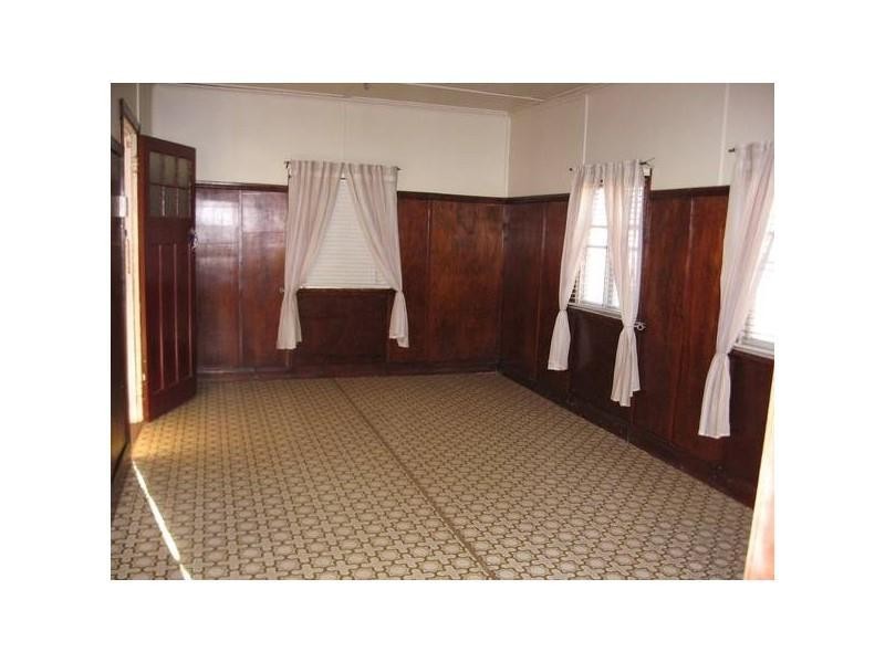 16 King Street, Chinchilla QLD 4413