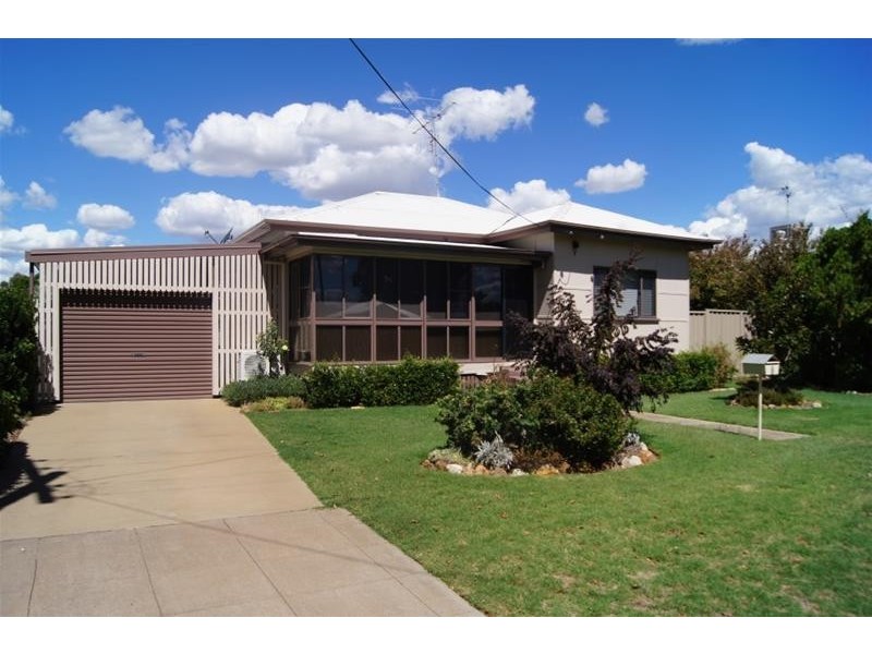 5 Atkins Street, Chinchilla QLD 4413