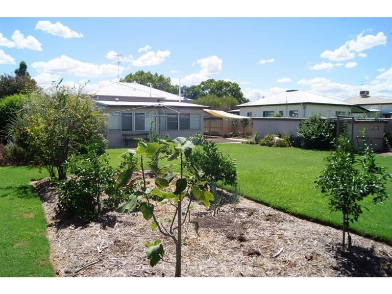 5 Atkins Street, Chinchilla QLD 4413