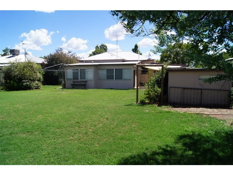 5 Atkins Street, Chinchilla QLD 4413