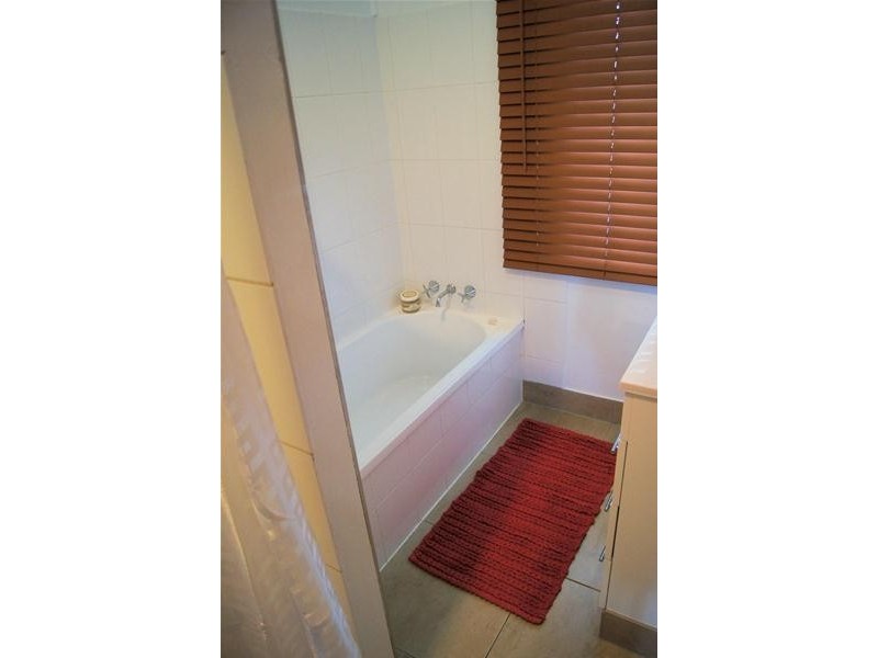 27 Barber Street, Chinchilla QLD 4413