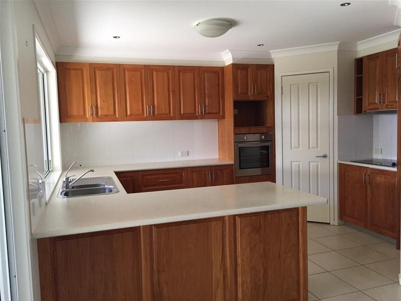 39 Pilkington Street, Chinchilla QLD 4413