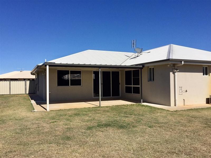 39 Pilkington Street, Chinchilla QLD 4413