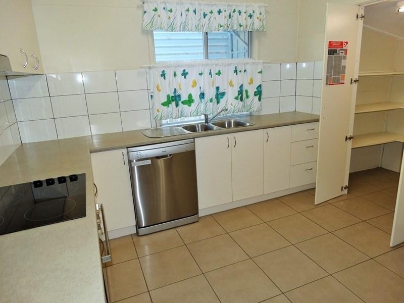 9 First Avenue, Chinchilla QLD 4413