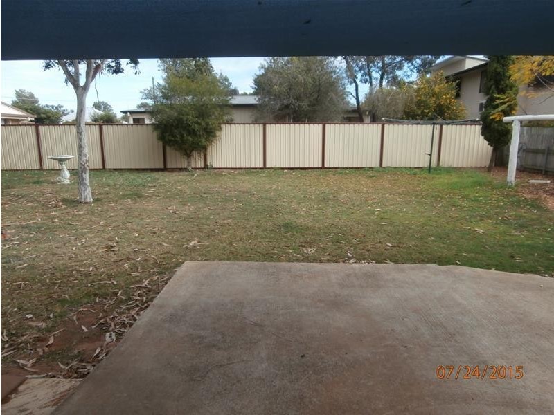 6 Wood Street, Chinchilla QLD 4413