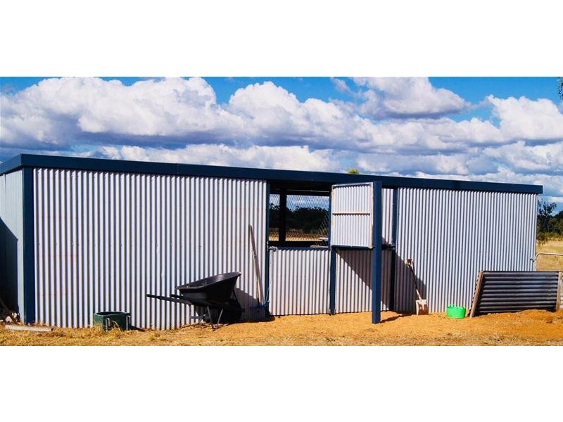 140 Auburn Road, Chinchilla QLD 4413