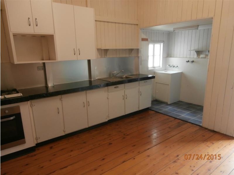 6 Wood, Chinchilla QLD 4413