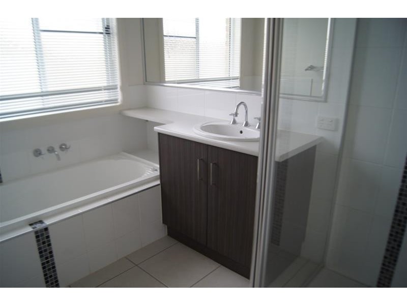 12 Lewis Street, Chinchilla QLD 4413