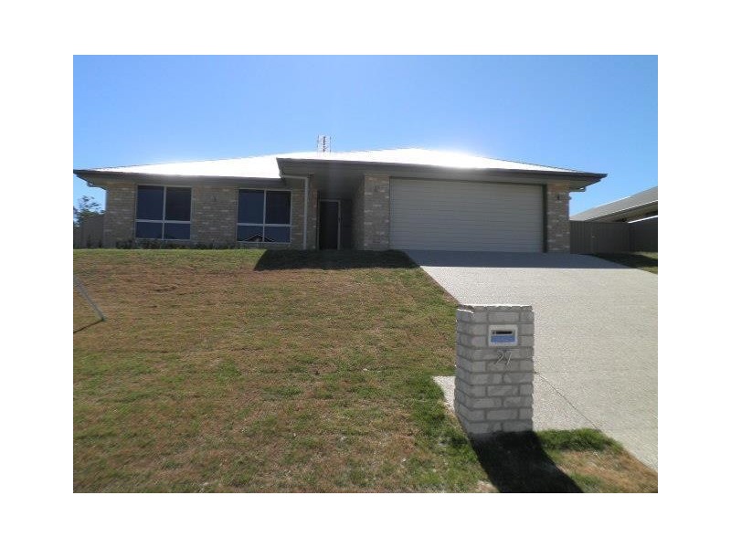 27 Cypress Pines Drive, Miles QLD 4415