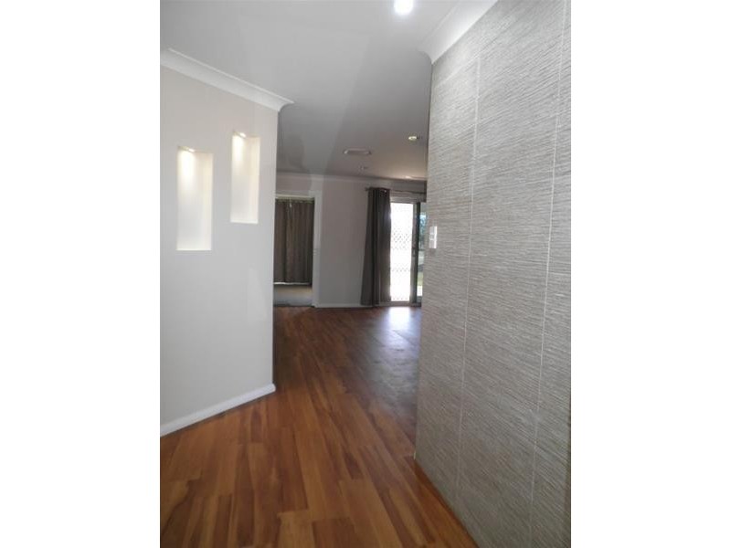 27 Cypress Pines Drive, Miles QLD 4415