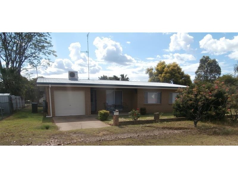 14 Mann Street, Chinchilla QLD 4413