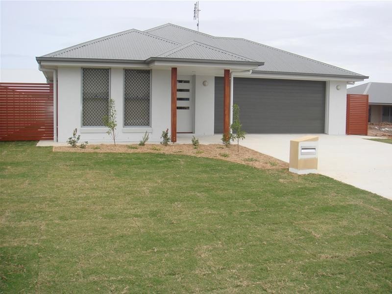 13 Bridgeman Parade, Chinchilla QLD 4413