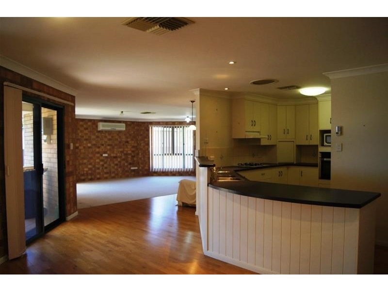 86 Rodger Street, Chinchilla QLD 4413