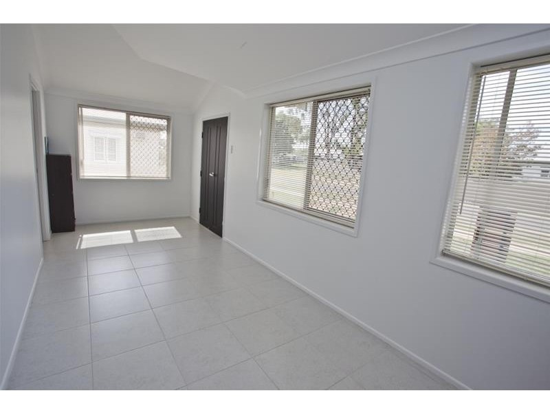 6 Dorney Street, Chinchilla QLD 4413