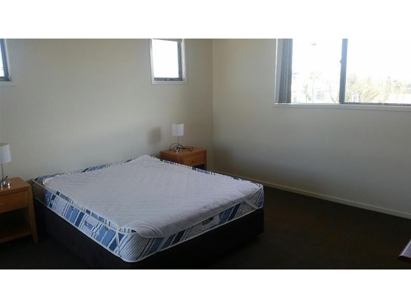 6/16 Canaga Street, Chinchilla QLD 4413