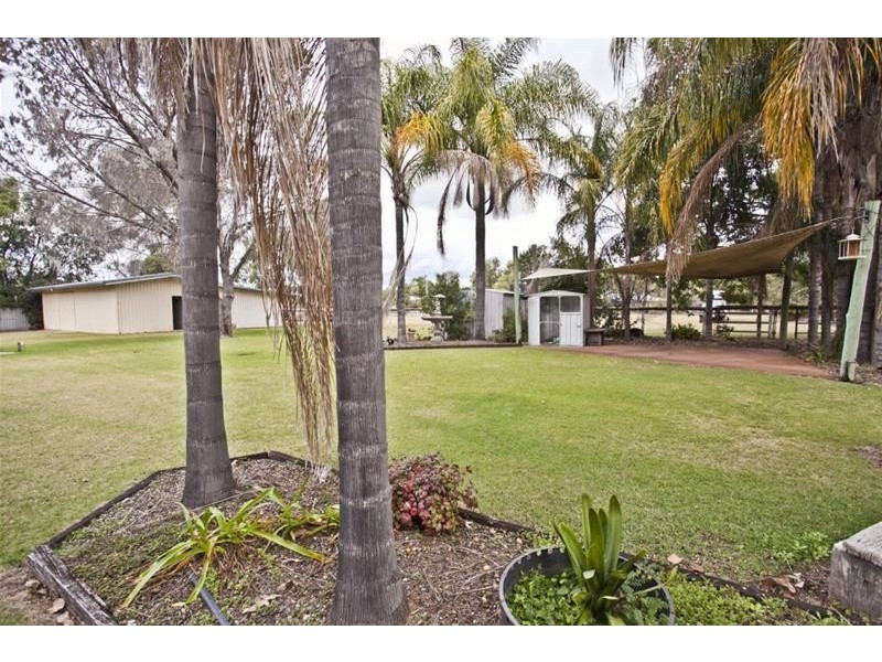 72 Oak Street, Chinchilla QLD 4413