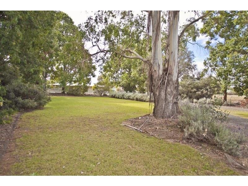 72 Oak Street, Chinchilla QLD 4413