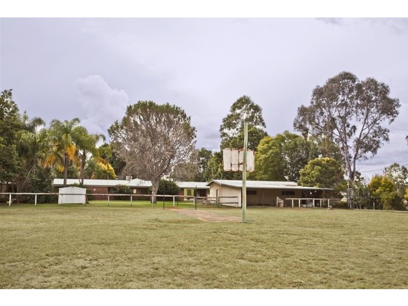 72 Oak Street, Chinchilla QLD 4413