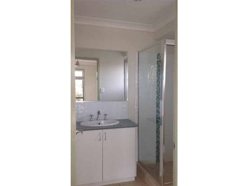 2/7 Luscombe Street, Chinchilla QLD 4413