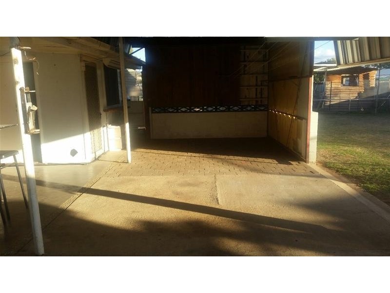 12 Wood Street, Chinchilla QLD 4413