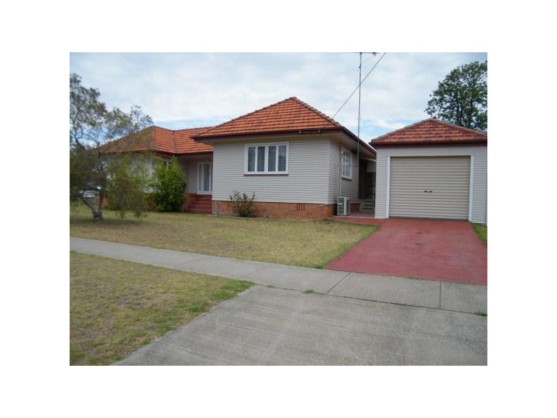 12 Bell Street, Chinchilla QLD 4413