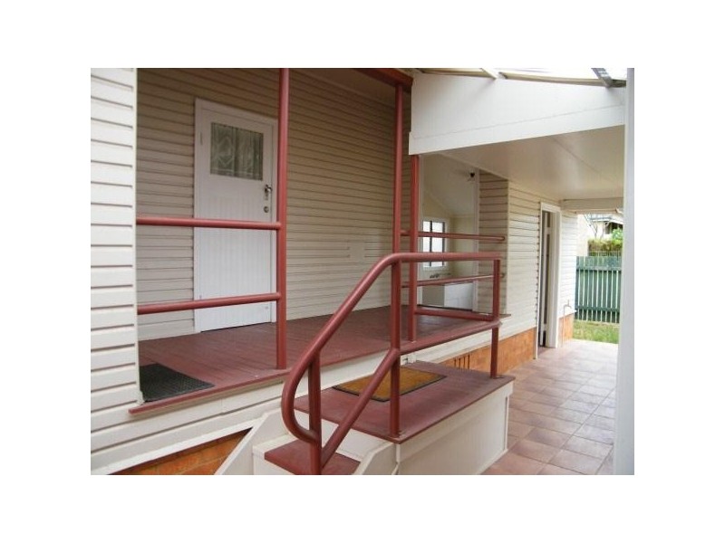 12 Bell Street, Chinchilla QLD 4413