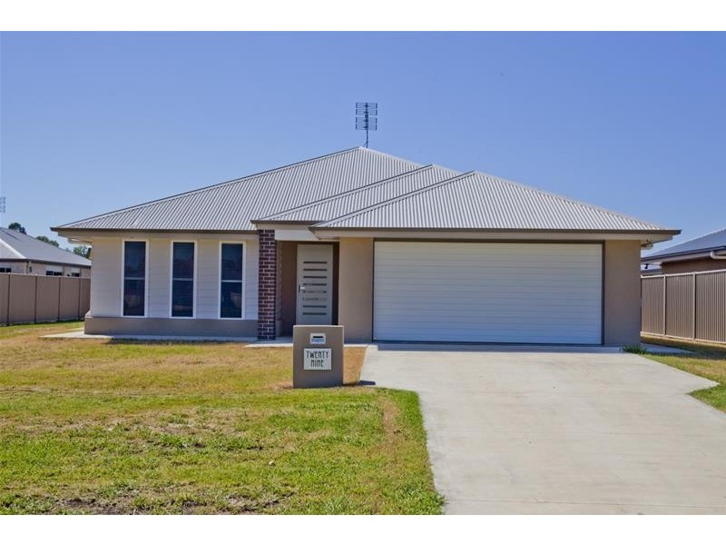 29 Price, Chinchilla QLD 4413
