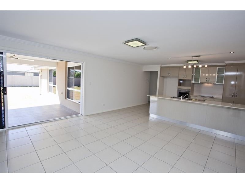 29 Price, Chinchilla QLD 4413