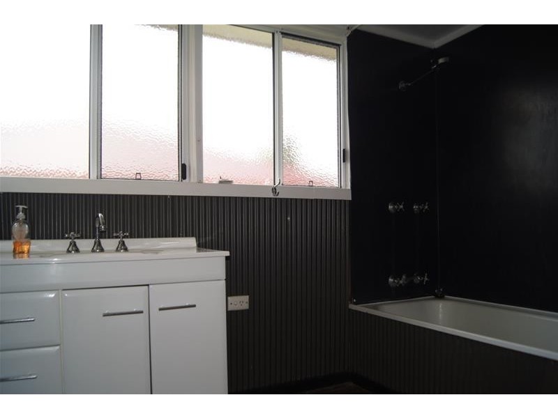 52 King Street, Chinchilla QLD 4413