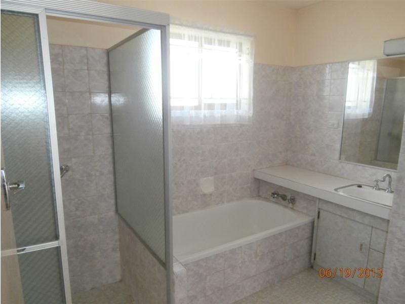 8 Park Street, Chinchilla QLD 4413