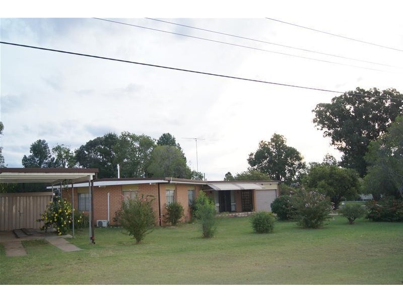 8 Park Street, Chinchilla QLD 4413