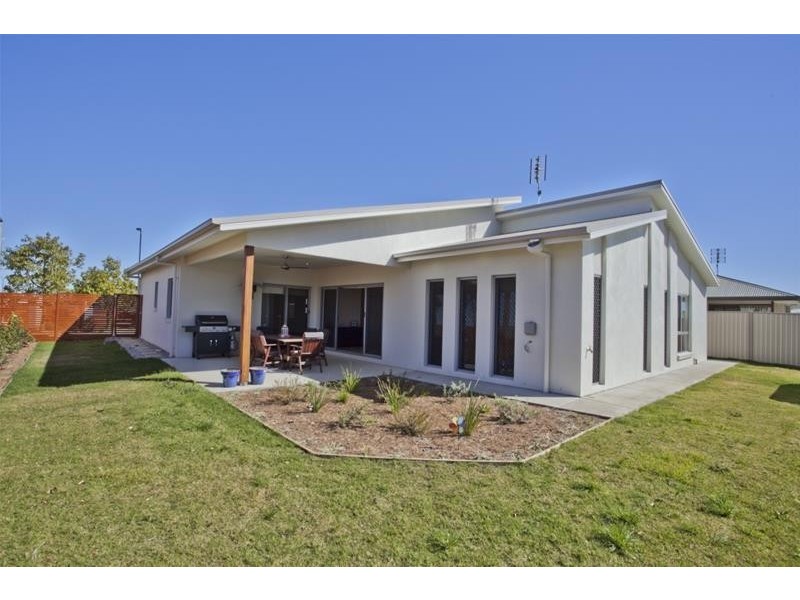 2 Bridgeman Parade, Chinchilla QLD 4413