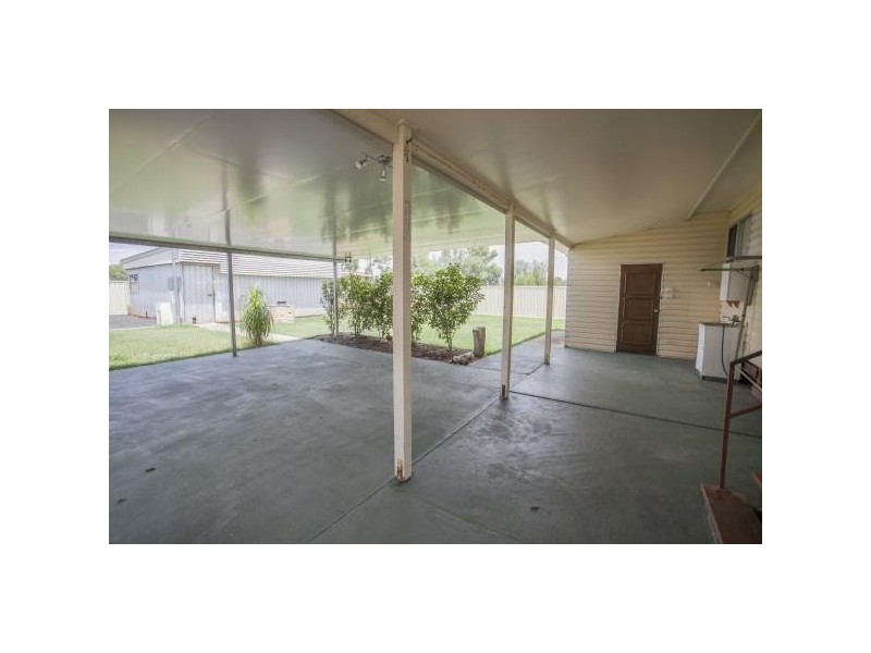 1 Stevenson Street, Chinchilla QLD 4413