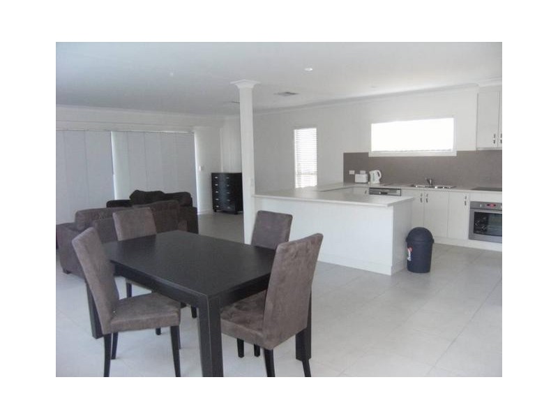 Unit 1/46 Hypatia Street, Chinchilla QLD 4413