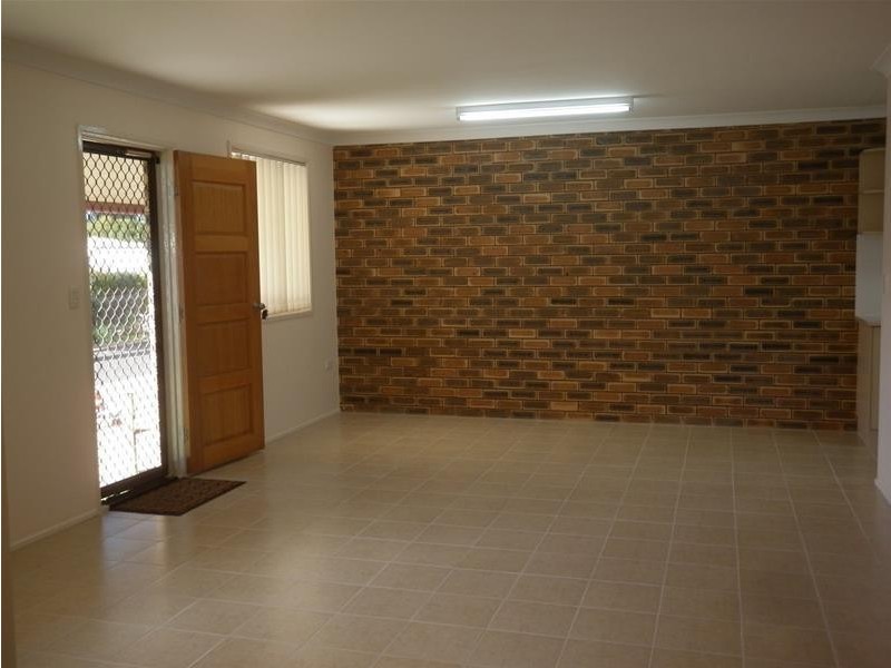 2/61 Wambo Street, Chinchilla QLD 4413