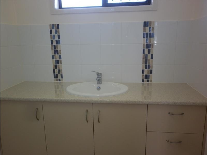 2/61 Wambo Street, Chinchilla QLD 4413