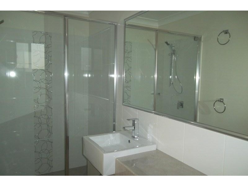 Unit 2/4 Crescent Avenue, Chinchilla QLD 4413