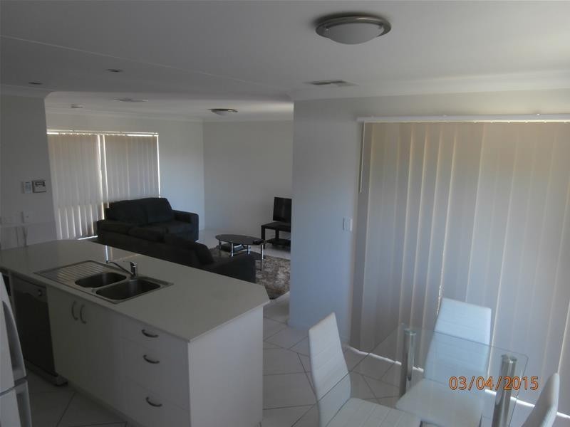 4/6 Holland Street, Chinchilla QLD 4413