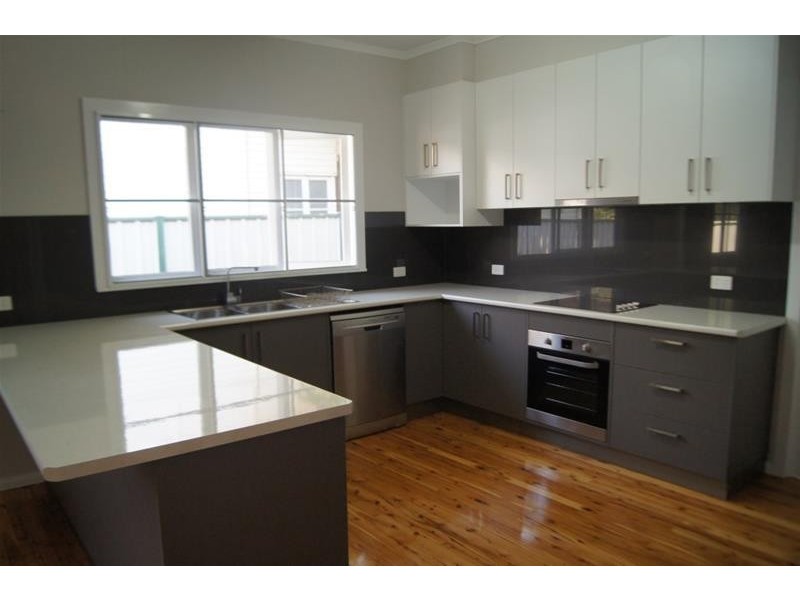 4 Beutel Street, Chinchilla QLD 4413