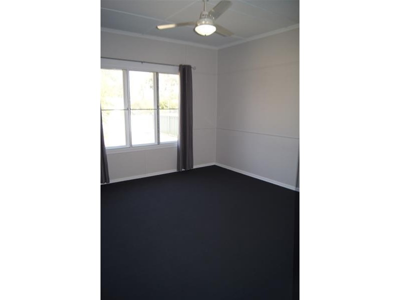 4 Beutel Street, Chinchilla QLD 4413