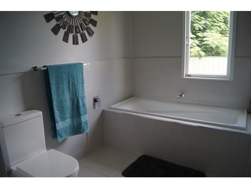 4 Beutel Street, Chinchilla QLD 4413